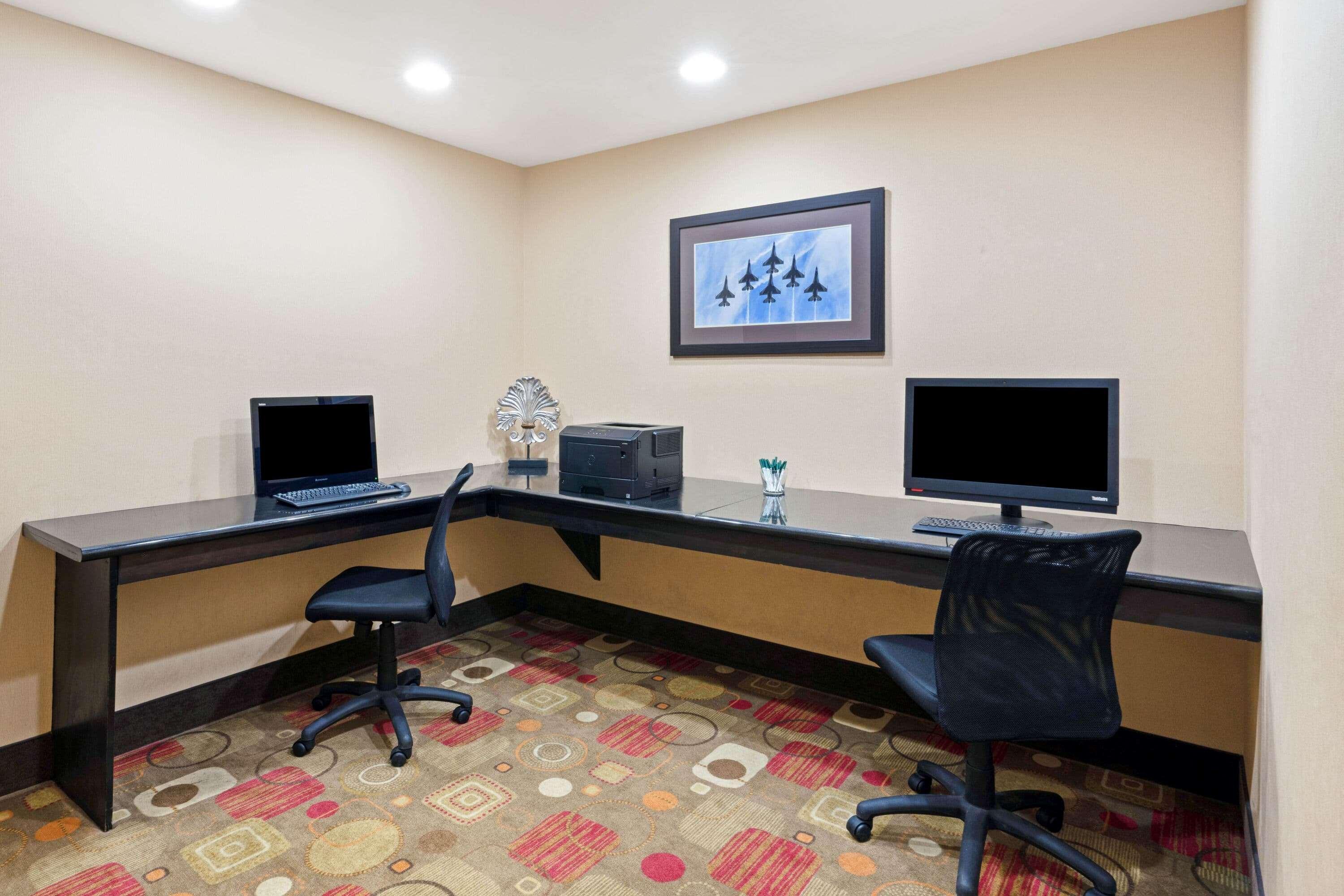 La Quinta By Wyndham Stillwater -University Area Exterior foto